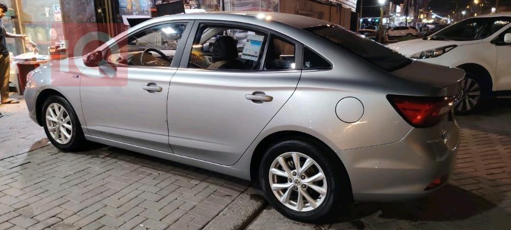 MG 5